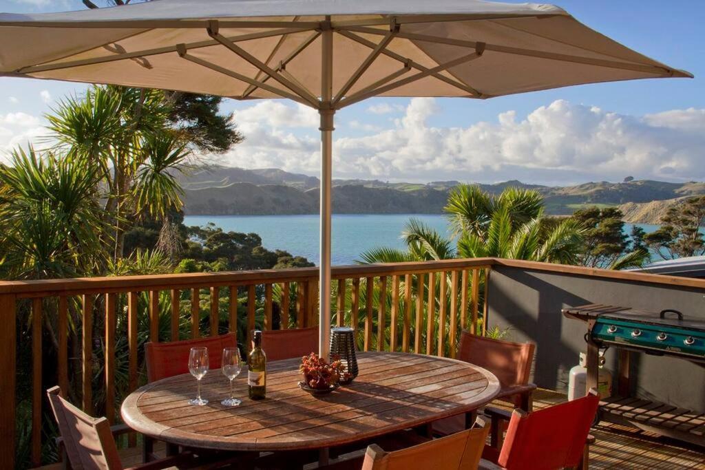 Orca Lodge Raglan Exterior foto
